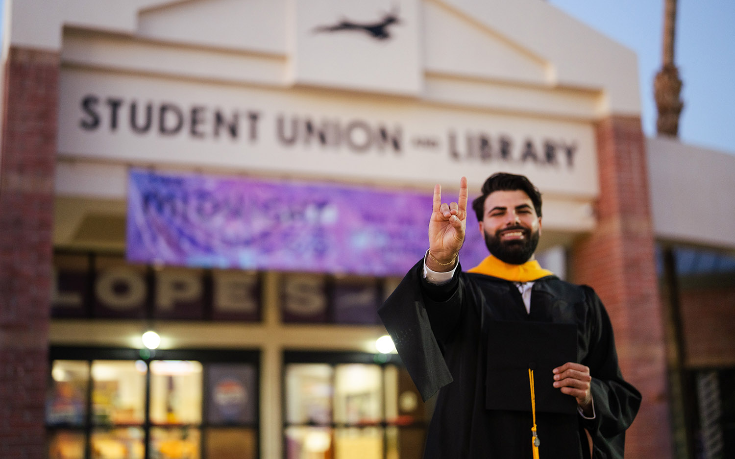 Graduation-Photography-in-Phoenix-Arizona12 Graduation Photography in Phoenix Arizona12 - Scottsdale SEO & Web Design | Bemo Design