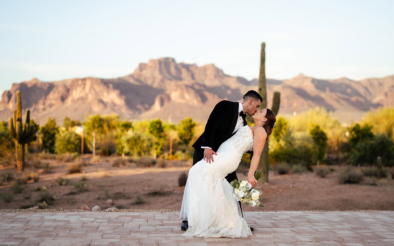 modern-chic-wedding-photography-colby-falls-wedgewood-weddings-arizona18 modern chic wedding photography colby falls wedgewood weddings arizona18 - Scottsdale SEO & Web Design | Bemo Design