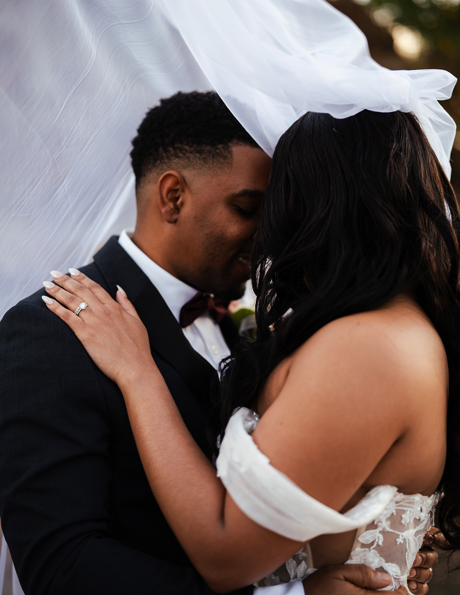 modern-chic-wedding-photography-colby-falls-wedgewood-weddings-arizona3 modern chic wedding photography colby falls wedgewood weddings arizona3 - Scottsdale SEO & Web Design | Bemo Design